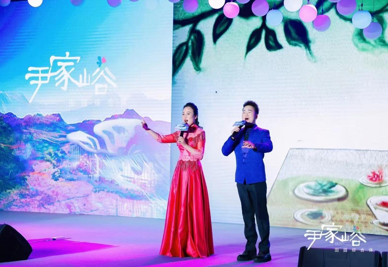 李金格：用自我的力量生成自我