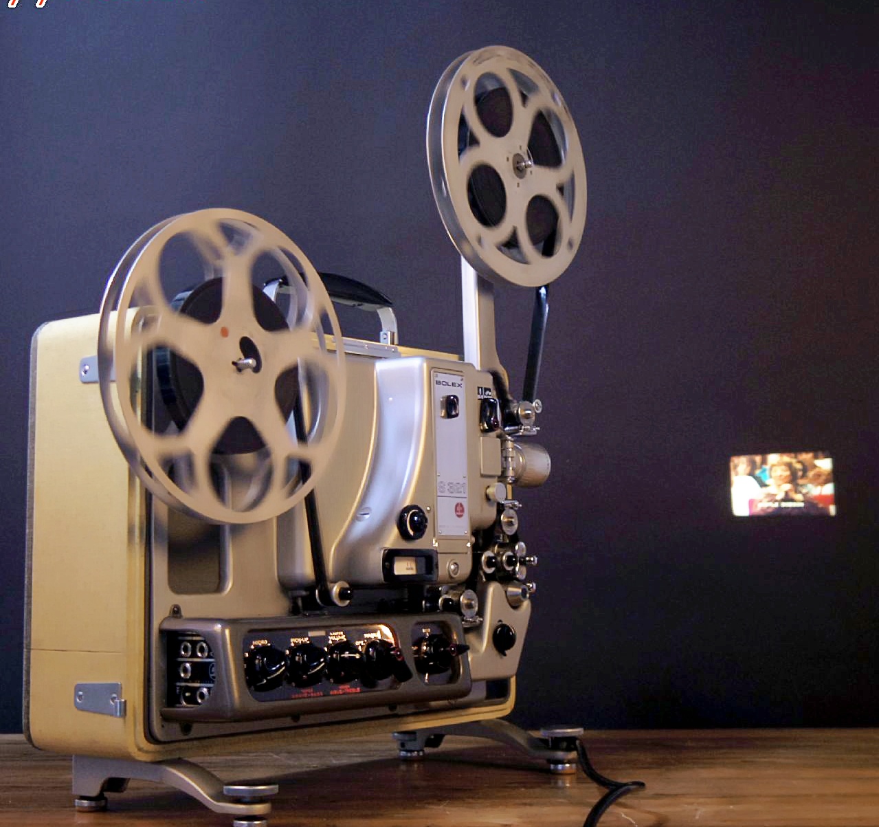 看中国气派 筑光影新态